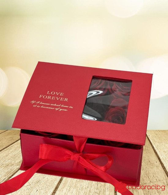 Вечни рози Love forever червено