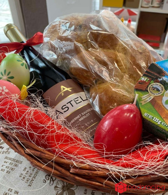 Подаръчна кошница Шарен Великден