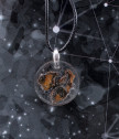 Медальон кръг с парченце от истински метеорит