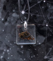 Медальон квадрат с парченце от истински метеорит