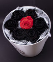 Just for you вечни рози в черно и червено