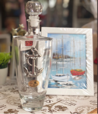 Бутилка уиски котва