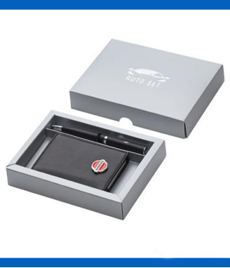 Сет от химикал и картодържател с лого Nissan