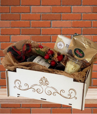 Подаръчна щайга с изненади